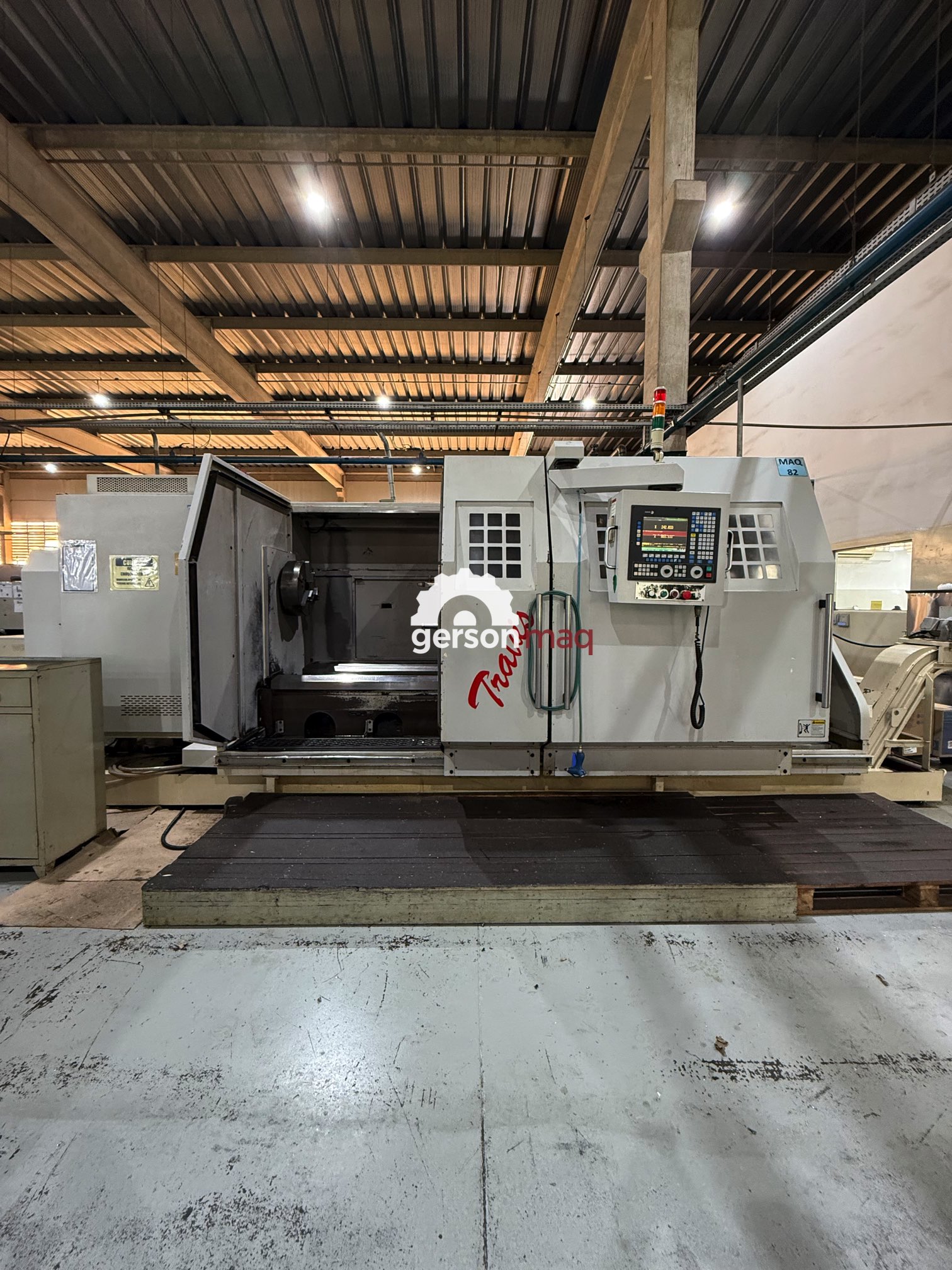 TORNO CNC TRAVIS TR-5 ANO 2011 - 1300 X 2000 mm - UNICO DONO